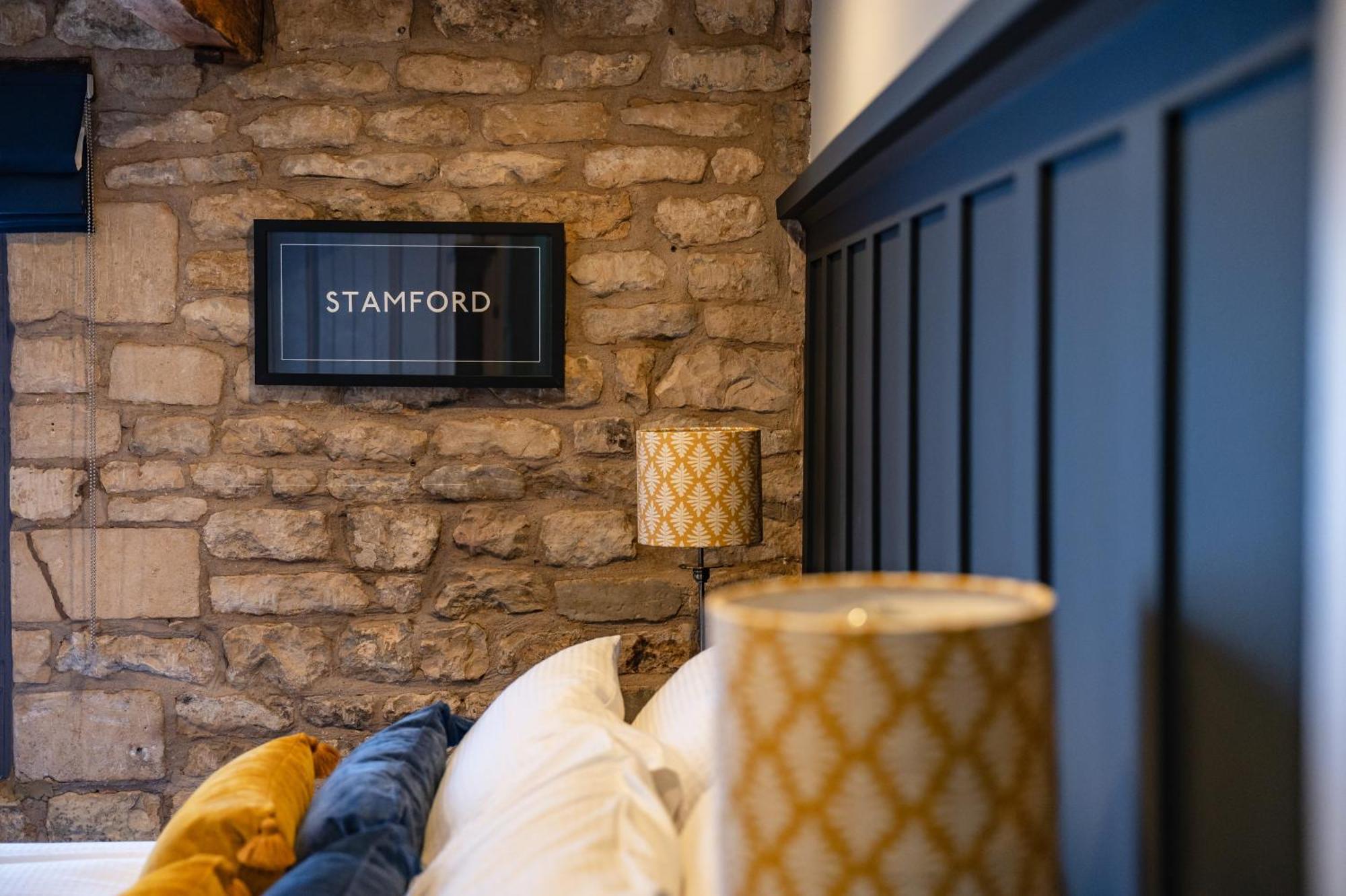 Luxury Town Centre Loft Apartment In Converted Granary สแตมฟอร์ด ภายนอก รูปภาพ